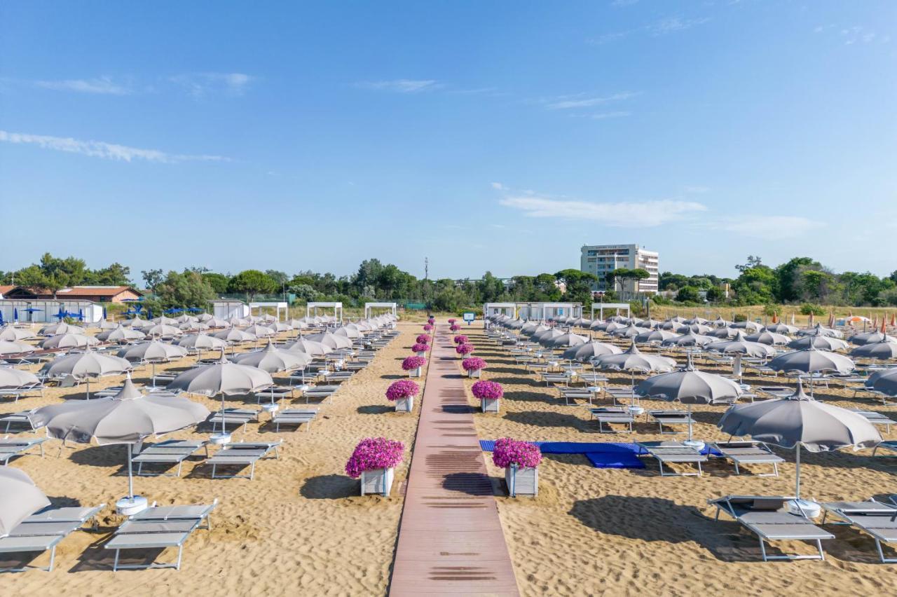 Laguna Park Hotel 4Superior Bibione Eksteriør billede
