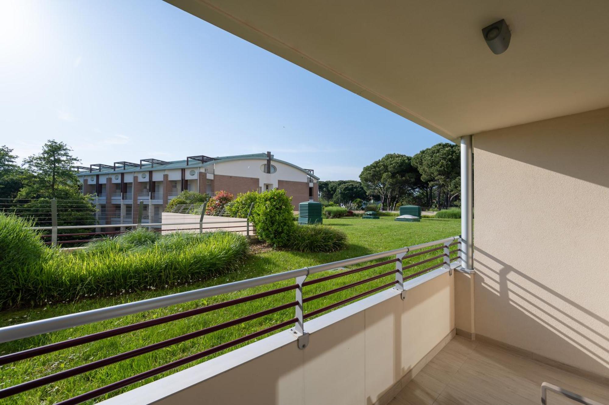 Laguna Park Hotel 4Superior Bibione Eksteriør billede