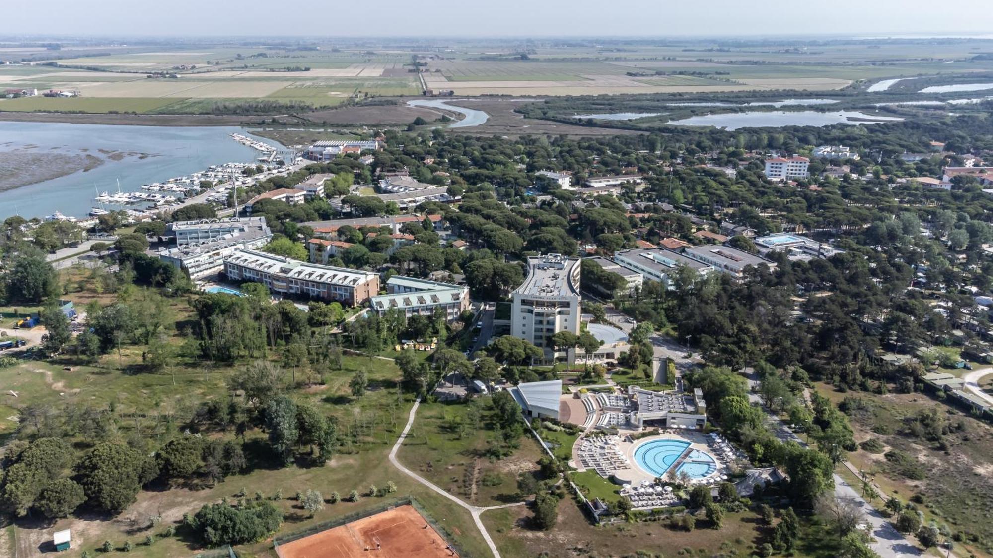 Laguna Park Hotel 4Superior Bibione Eksteriør billede