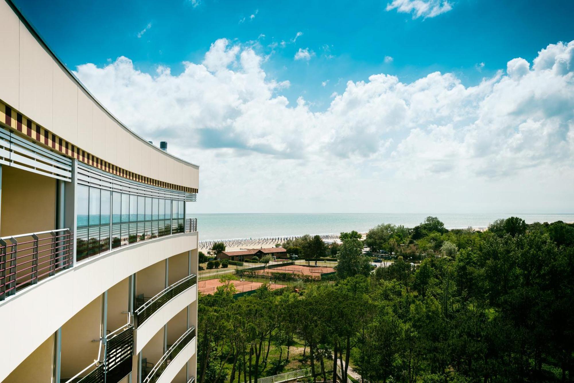 Laguna Park Hotel 4Superior Bibione Eksteriør billede